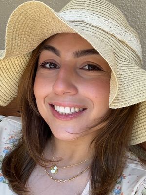 Katya, 30