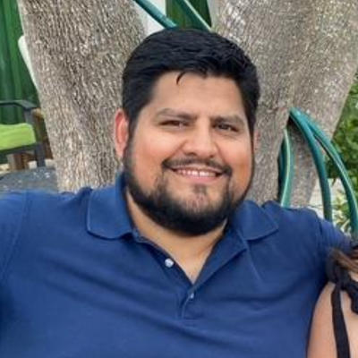 Carlos, 36