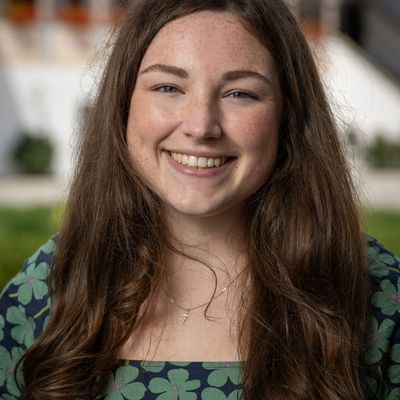 Bridget, 25