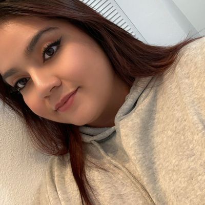 Casondra, 24