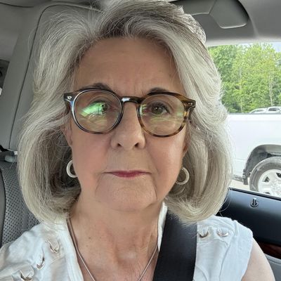 Cindy, 69
