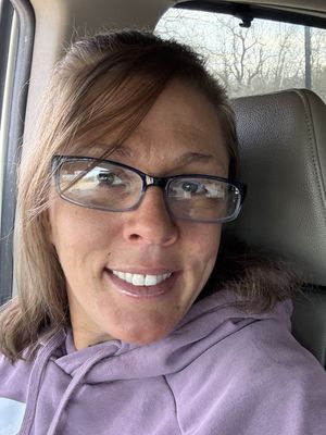 Nichole, 40