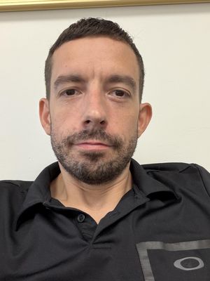 Chris, 39