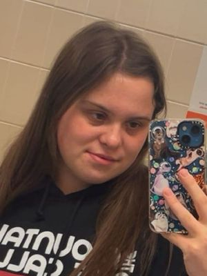 Katie, 23