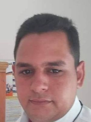 Edwin, 33
