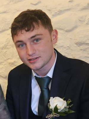 Sean, 25