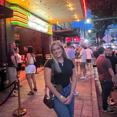 Jordyn, 24