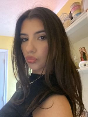 Isabela, 22