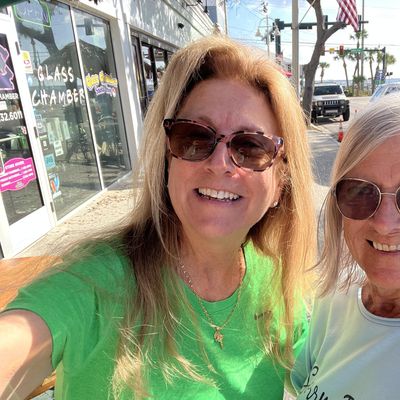 Cyndi, 57