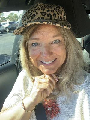 Pamela Sue, 59