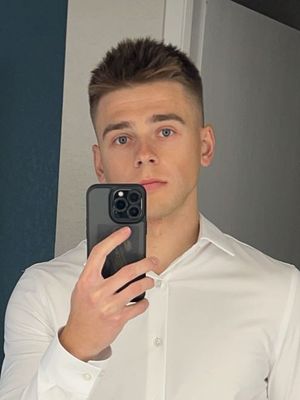 Kevin, 23