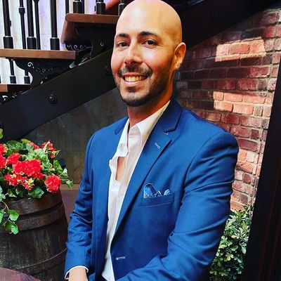 Jonathan, 38