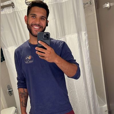 Amadis, 28