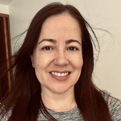 Marcela, 49