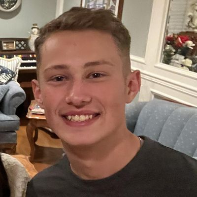 Matevz, 22