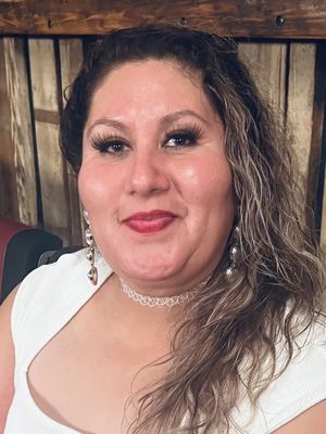Rosario Hiday, 46