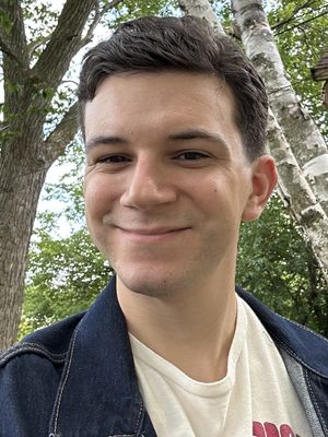 Andrew, 26