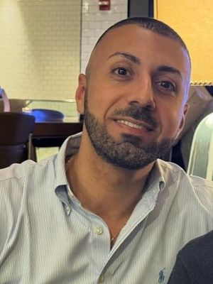 Giuseppe, 32