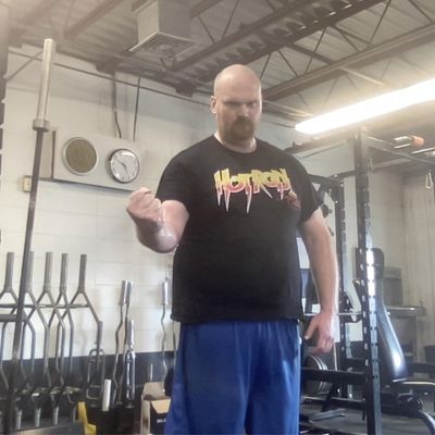 Julian, 33