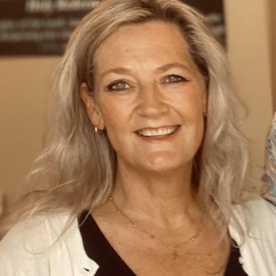 Teresa, 56