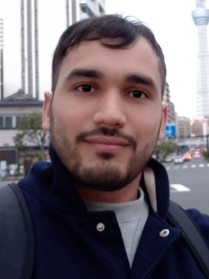 Sebastian, 33