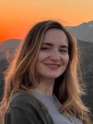 Sara, 34