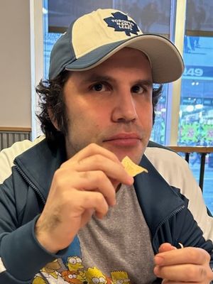 Nuno, 42