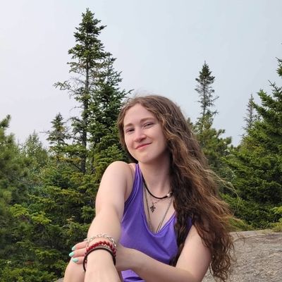 Siobhan, 20