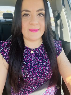 Cynthia, 38