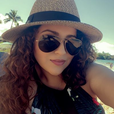 Lupe, 33