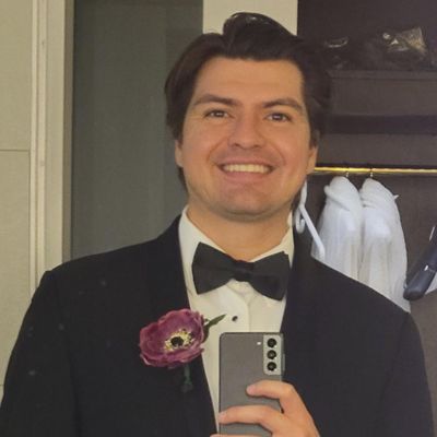Cristian, 27