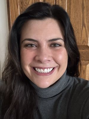 Nicole, 38