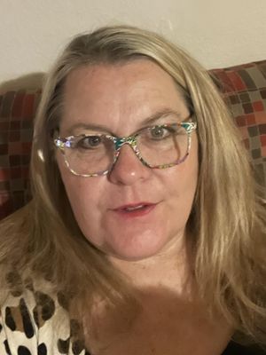 Ali, 52