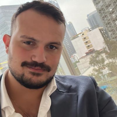 Patricio, 29