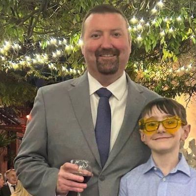 Grant, 43