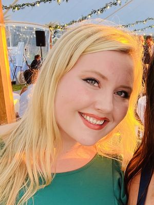 Lillian, 27