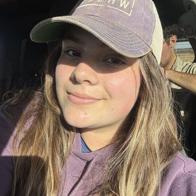 Amanda, 23