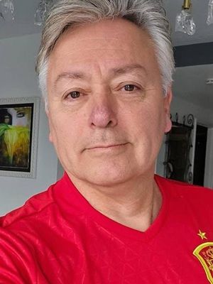 Kelly, 61