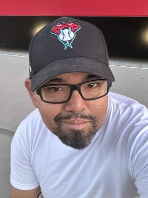 Lucas, 44