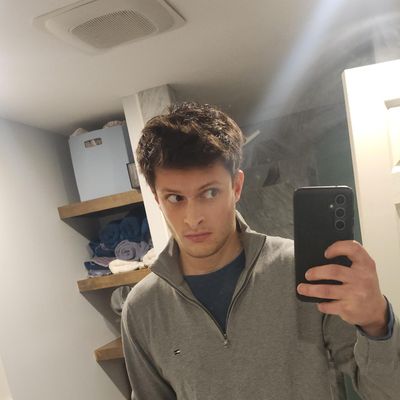 Nick, 22