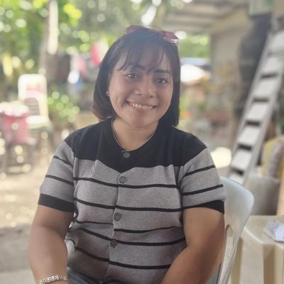 Leila, 40