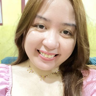 Arlene, 32