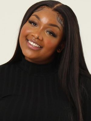 Elizabeth, 39