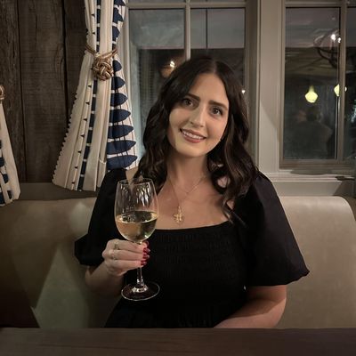 Megan, 30