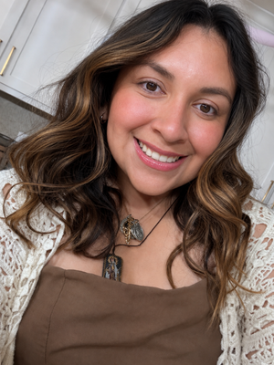 Isabel, 28