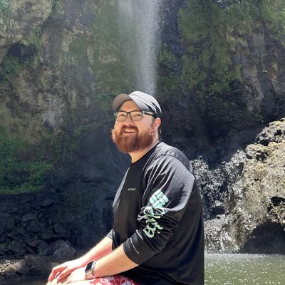Carlos, 30