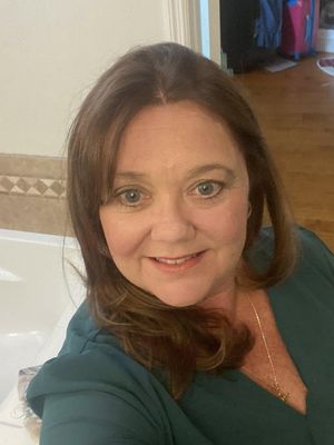 Amy, 55