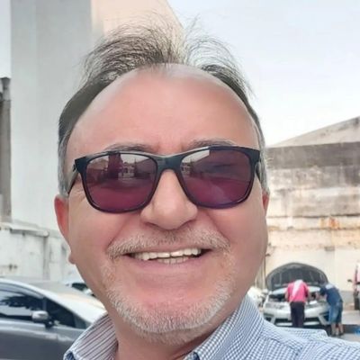 Raymond, 61