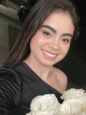 Natalia, 26