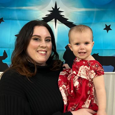 Sarah, 28